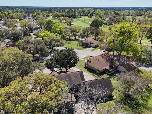 1223 Green Briar Drive, Huntsville, TX 77340