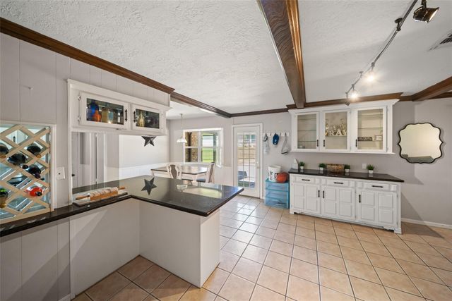 1223 Green Briar Drive, Huntsville, TX 77340