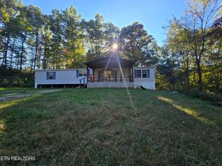 370 Cherokee Drive, Helenwood, TN 37755