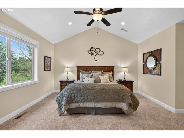 1271 Sw FOREST GLEN Dr, Mc Minnville, OR 97128