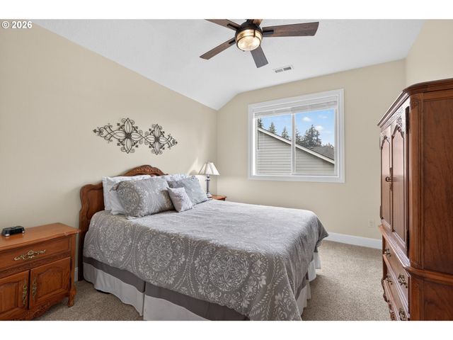 1271 Sw FOREST GLEN Dr, Mc Minnville, OR 97128