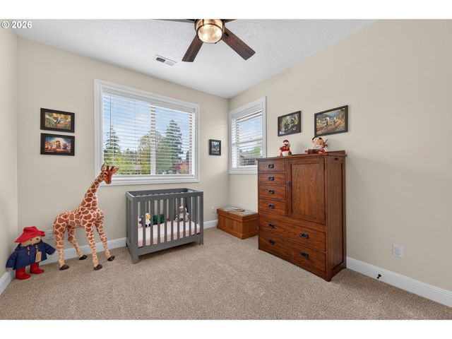 1271 Sw FOREST GLEN Dr, Mc Minnville, OR 97128