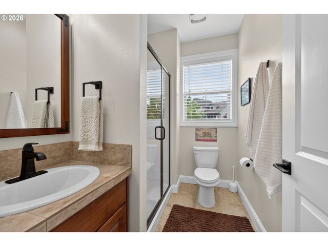 1271 Sw FOREST GLEN Dr, Mc Minnville, OR 97128