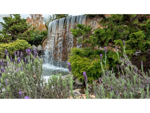 1271 Sw FOREST GLEN Dr, Mc Minnville, OR 97128