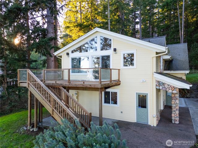453 Jackrabbit Lane, Oak Harbor, WA 98277