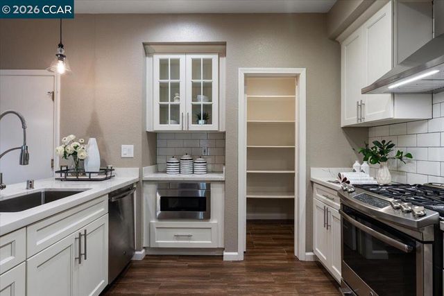 57 Karkin Pl, Clayton, CA 94517