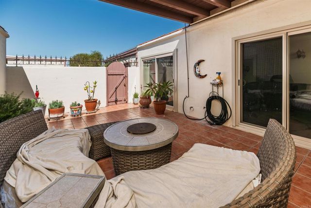 3621 Vista Campana S 64, Oceanside, CA 92057