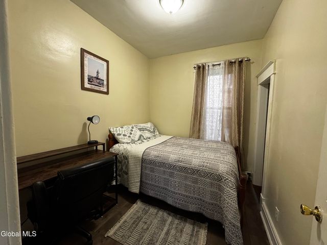 677 Pawling Avenue, Troy, NY 12180