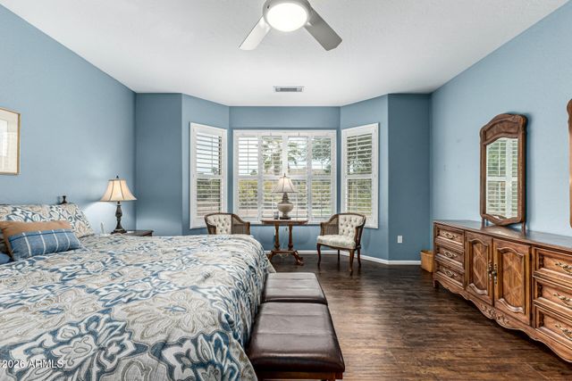 21307 N RED HILLS Drive, Surprise, AZ 85387