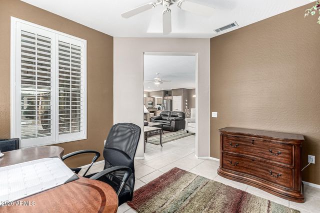 21307 N RED HILLS Drive, Surprise, AZ 85387