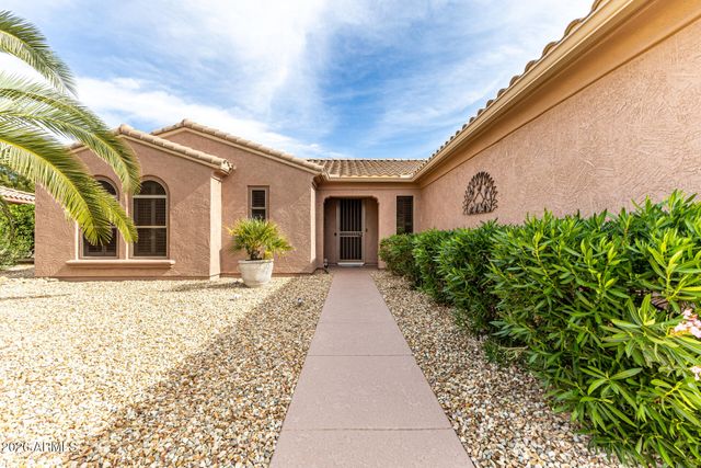 21307 N RED HILLS Drive, Surprise, AZ 85387