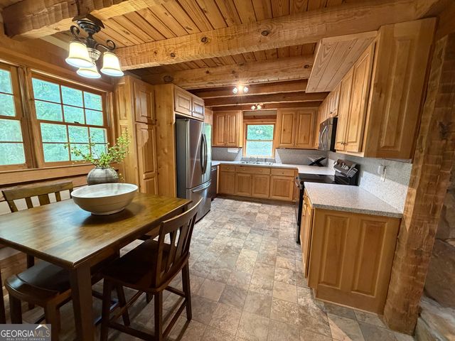 531 Caldwell Road, Griffin, GA 30223