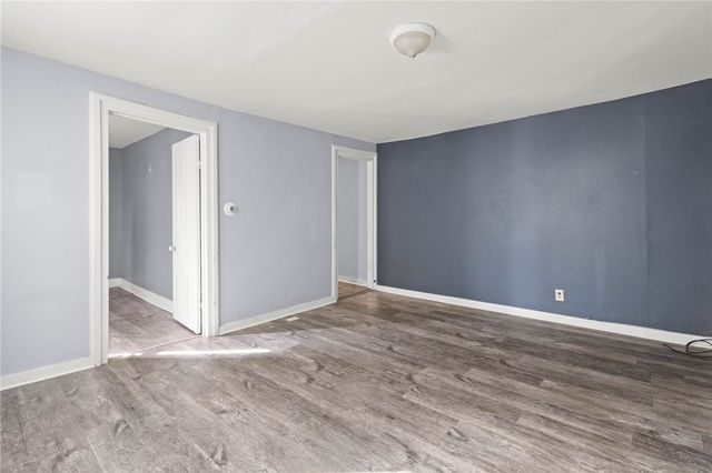 17 Buffalo Street, Bergen, NY 14416