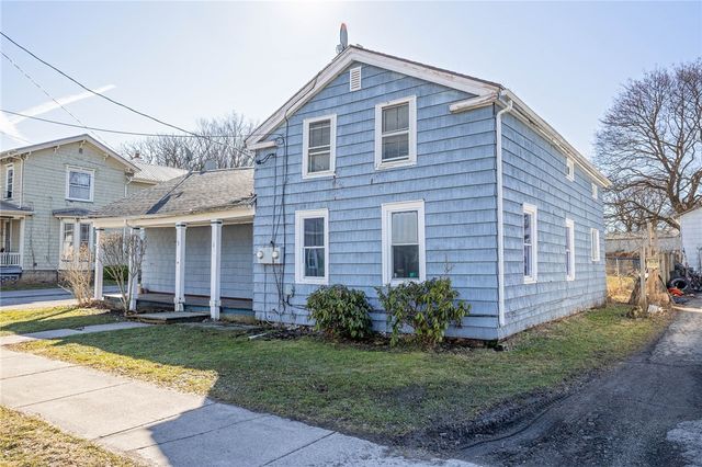 17 Buffalo Street, Bergen, NY 14416