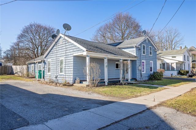 17 Buffalo Street, Bergen, NY 14416