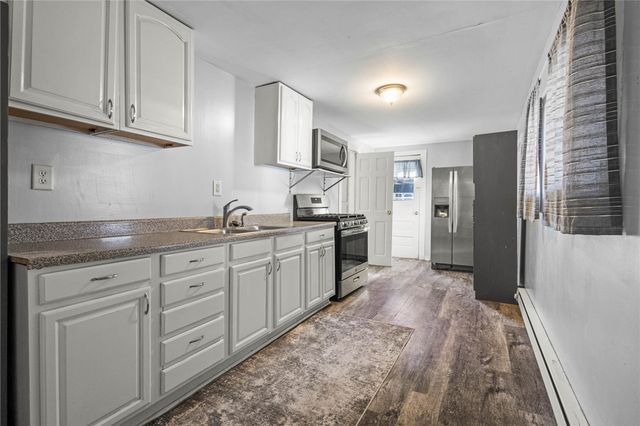 17 Buffalo Street, Bergen, NY 14416