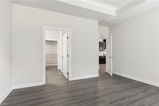 2101 Mainsail DR, Carrollton, VA 23314