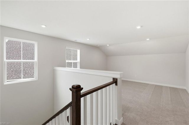 2101 Mainsail DR, Carrollton, VA 23314