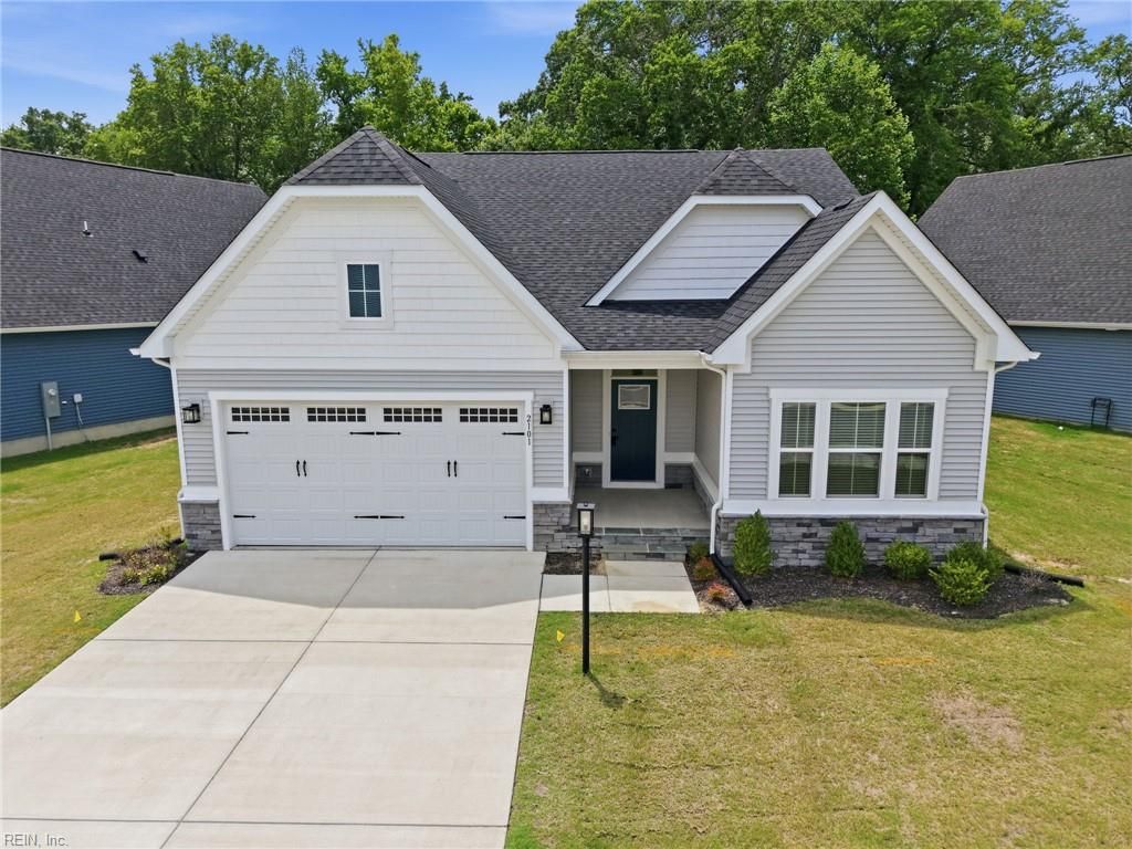 2101 Mainsail DR, Carrollton, VA 23314