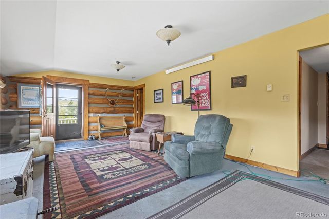 56 GCR 373, Parshall, CO 80468