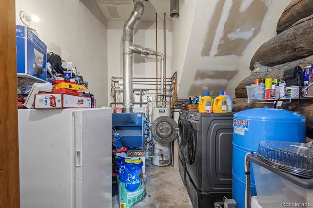 56 GCR 373, Parshall, CO 80468