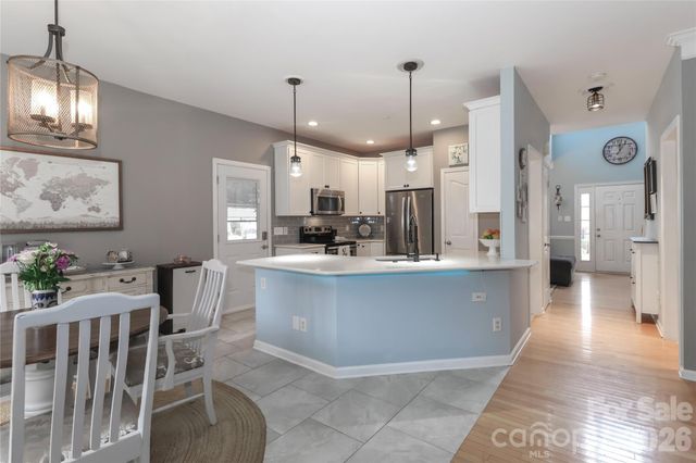 1917 Weighmont Court, Mint Hill, NC 28227