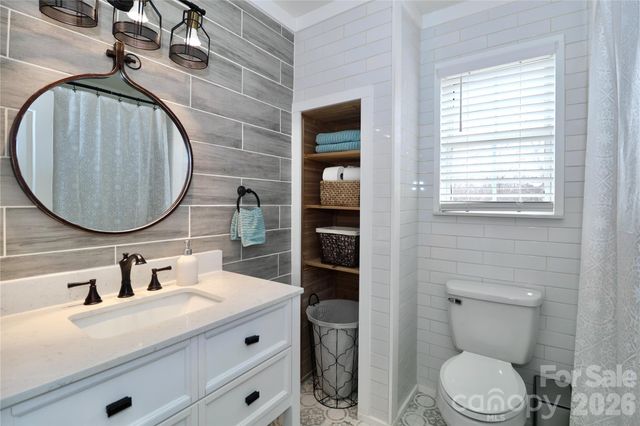 1917 Weighmont Court, Mint Hill, NC 28227