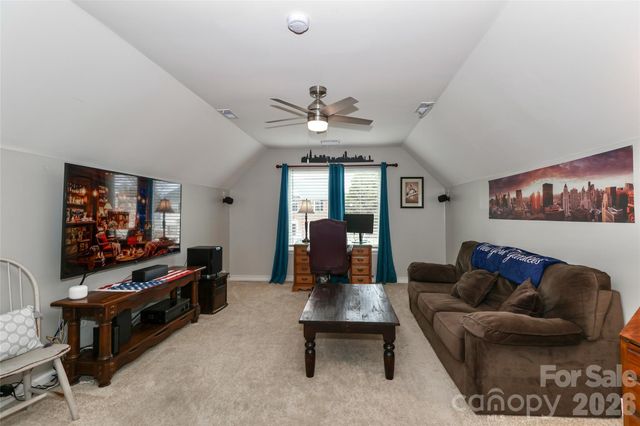 1917 Weighmont Court, Mint Hill, NC 28227