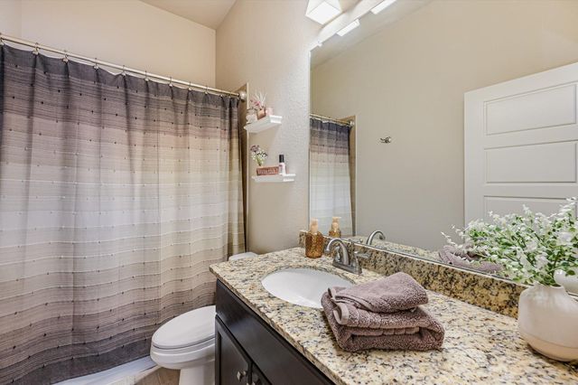 6005 Hewetson DR, Austin, TX 78738