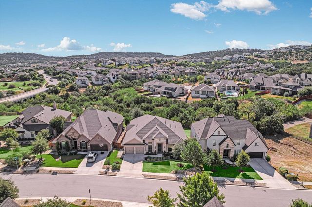 6005 Hewetson DR, Austin, TX 78738
