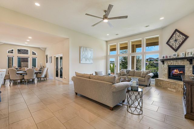 6005 Hewetson DR, Austin, TX 78738
