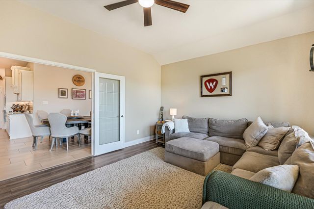 6005 Hewetson DR, Austin, TX 78738