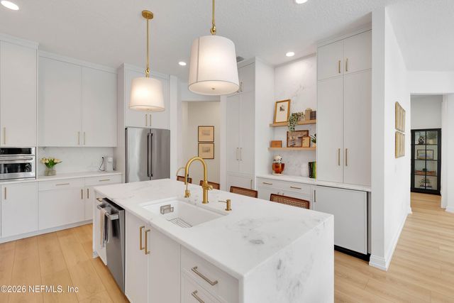 103 SURREY Lane, Ponte Vedra Beach, FL 32082