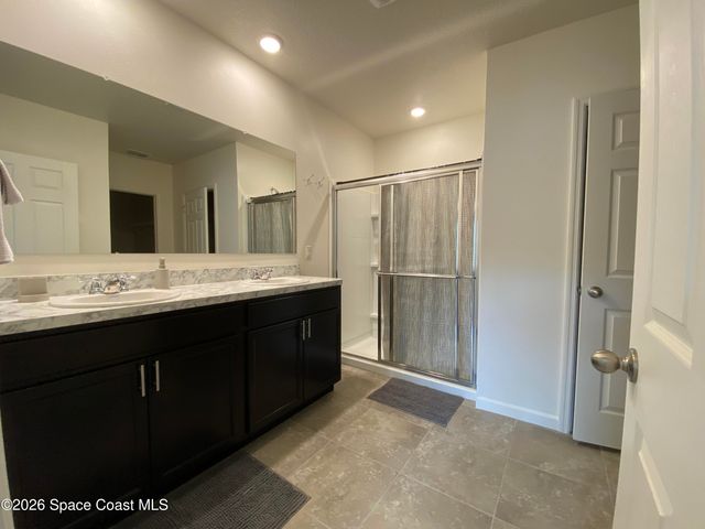 980 Degroodt Road SW, Palm Bay, FL 32908