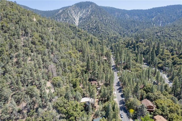 1528 Bernina, Pine Mountain Club, CA 93222