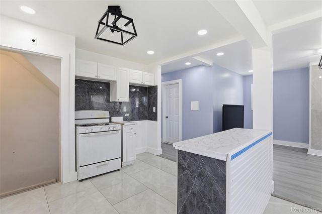 7474 E Robinwood Street, Detroit, MI 48234