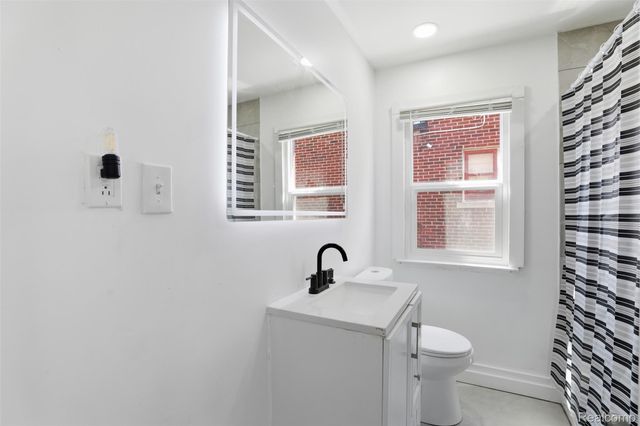 7474 E Robinwood Street, Detroit, MI 48234