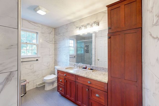 79 Summer St, Walpole, MA 02071