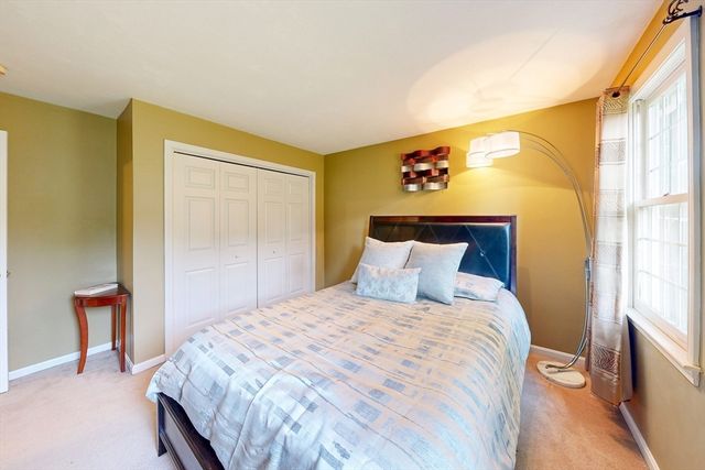 79 Summer St, Walpole, MA 02071