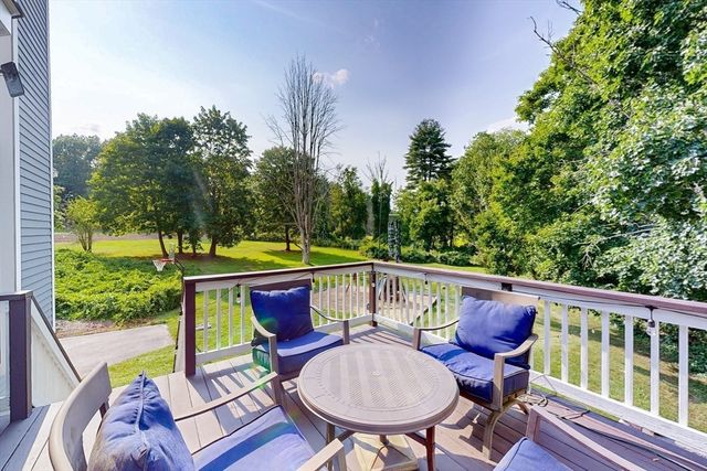 79 Summer St, Walpole, MA 02071