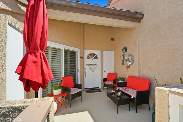 2000 Pacific Coast HWY APT 308, Huntington Beach, CA 92648