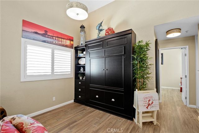 2000 Pacific Coast HWY APT 308, Huntington Beach, CA 92648
