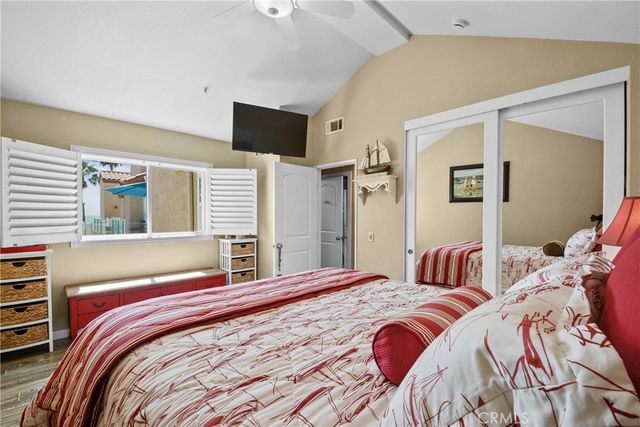 2000 Pacific Coast HWY APT 308, Huntington Beach, CA 92648