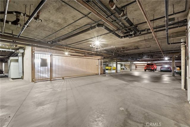 2000 Pacific Coast HWY APT 308, Huntington Beach, CA 92648
