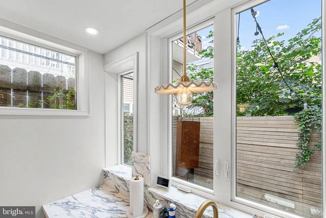 1309 CHRISTIAN ST, Philadelphia, PA 19147