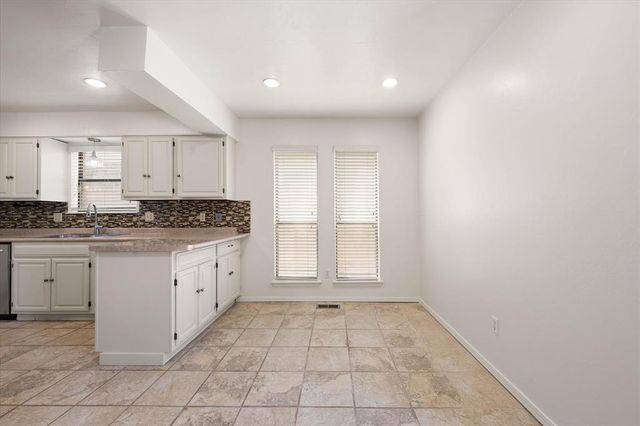 12513 Fox Run Drive, Oklahoma City, OK 73142