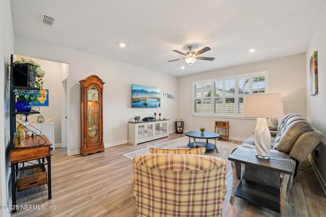 3086 GREEN PARK Drive, Deland, FL 32724