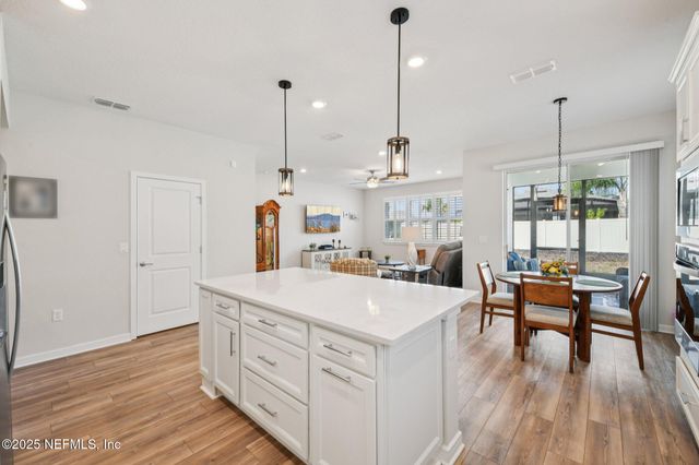 3086 GREEN PARK Drive, Deland, FL 32724