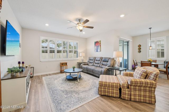 3086 GREEN PARK Drive, Deland, FL 32724