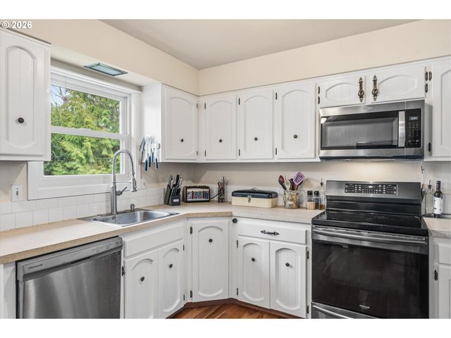 2024 Se SPRUCE Ave, Gresham, OR 97080